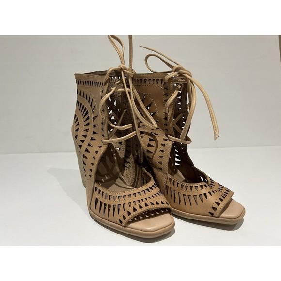 Jeffrey Campbell Rodillo Lazer Cut Beige Nubuck Wedge Lace Up Sandals Size 6 M - Picture 2 of 7